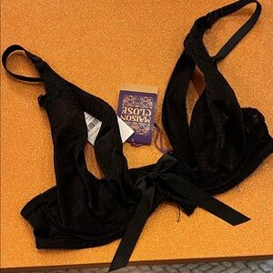 Maison Close Black Peek-a-boo bra